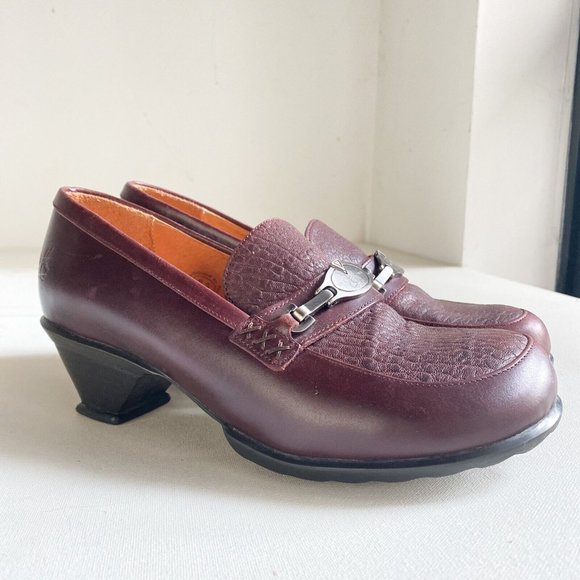 John Fluevog Shoes - John Fluevog Brown Leather Low Heel Loafers 8.5